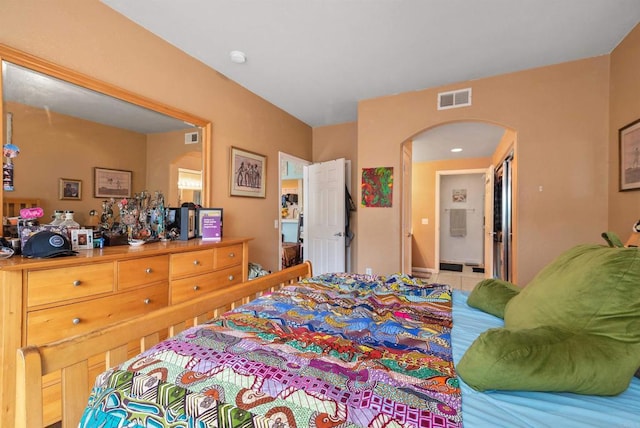 585 Lands End Way Unit 234, Oceanside, CA 92058 - bedroom with arched walkways