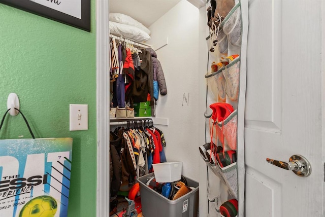 585 Lands End Way Unit 234, Oceanside, CA 92058 - view of walk in closet