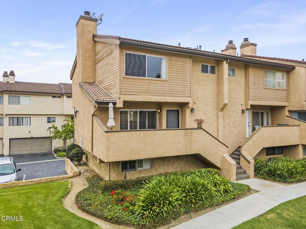 691 County Square Dr Unit 23, Ventura, CA 93003 - view of property featuring stairway