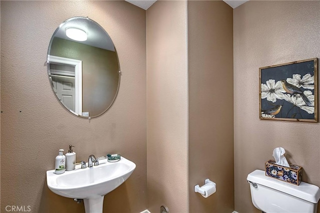 24932 Normans Way, Calabasas, CA 91302 - half bath featuring toilet and a sink