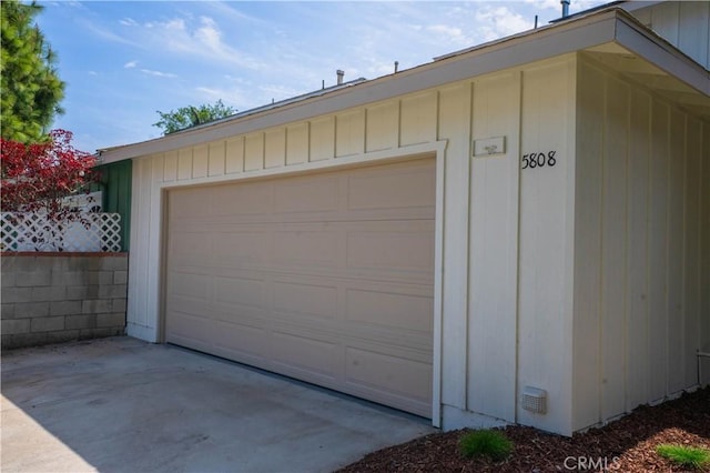 5808 Adele Ave, Whittier, CA 90606 - view of garage