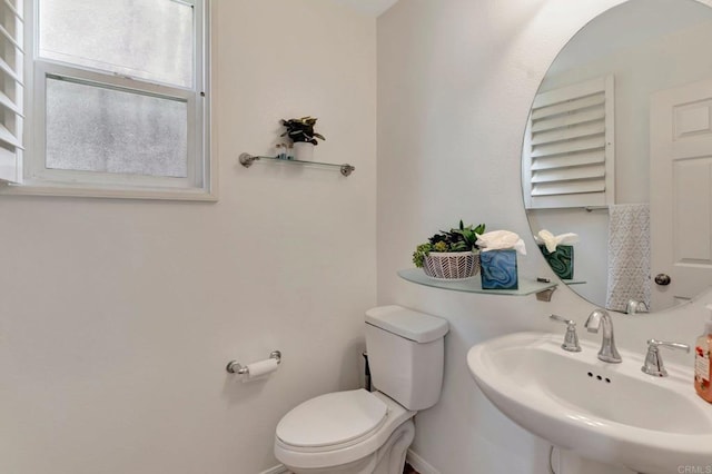 1685 Brezar St, Chula Vista, CA 91913 - bathroom with a sink and toilet