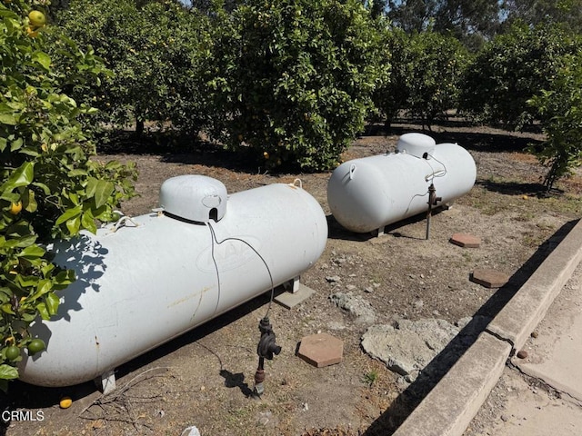 6860 Worth Way, Camarillo, CA 93012 - exterior details featuring heating fuel
