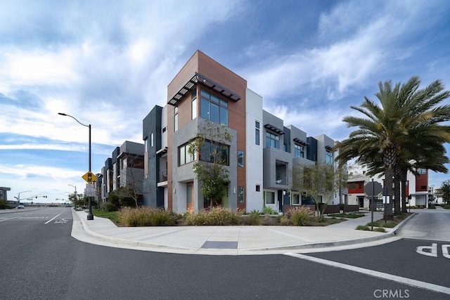 430 Transport, Tustin, CA 92782 - view of property with a residential view