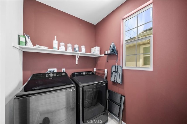 5313 Mariner Ln, Chino, CA 91710 - laundry area featuring washer and clothes dryer and laundry area