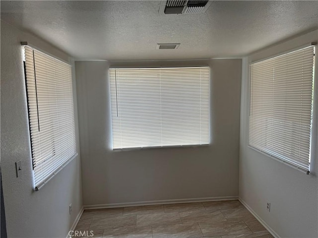 13715 Hidden Valley Rd, Victorville, CA 92395 - photo 8