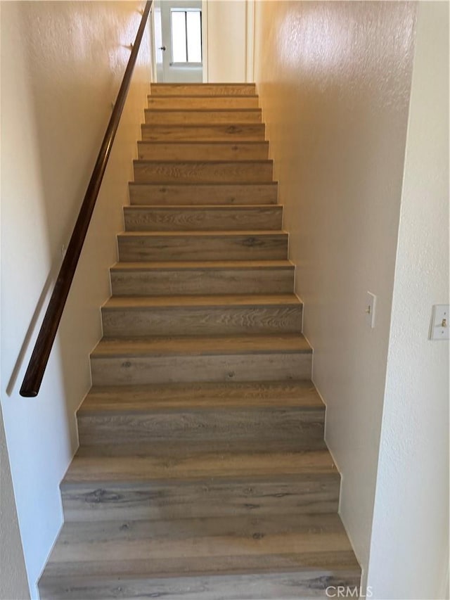 13715 Hidden Valley Rd, Victorville, CA 92395 - photo 6