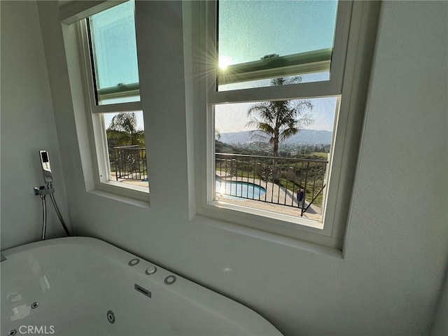 11901 Sunset Ridge Dr, Yucaipa, CA 92399 - bathroom with a soaking tub