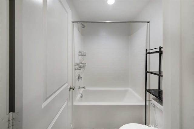 full bathroom with bathtub / shower combination and toilet