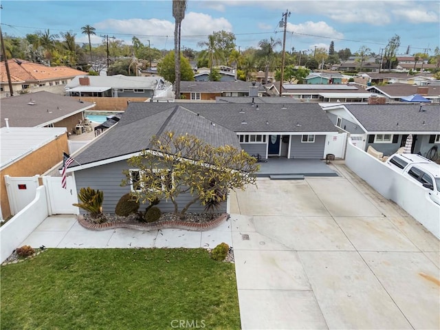 bird's eye view with a residential view