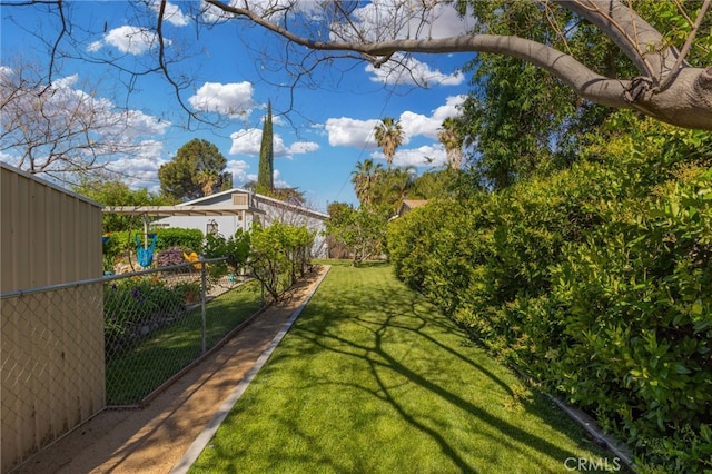 266 N 14th St, Banning, CA 92220 - view of yard