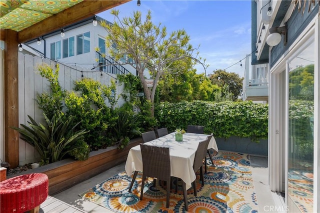 1752 Dixon St, Redondo Beach, CA 90278 - view of patio / terrace with outdoor dining area