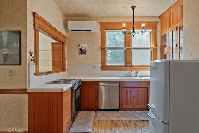 405 W Olive Ave, Redlands, CA 92373 - photo 18