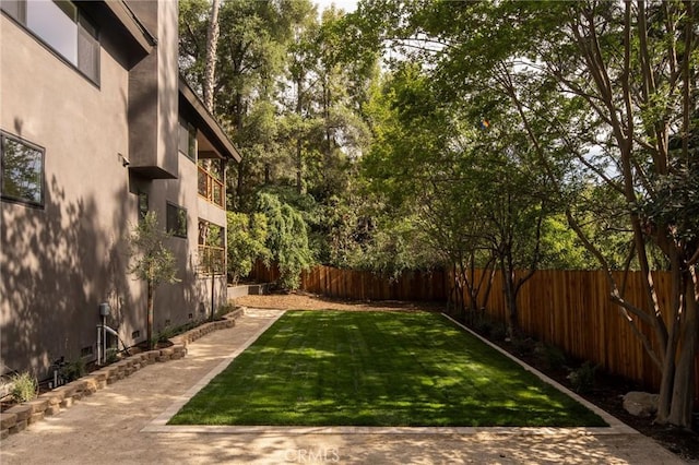 521 Fremont Dr, Pasadena, CA 91103 - view of fenced backyard