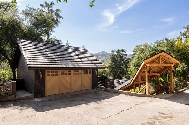 521 Fremont Dr, Pasadena, CA 91103 - view of detached garage