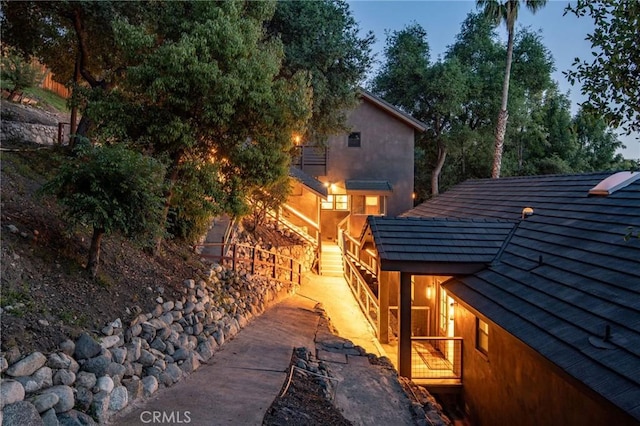 521 Fremont Dr, Pasadena, CA 91103 - view of property exterior