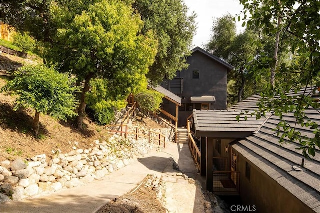 521 Fremont Dr, Pasadena, CA 91103 - view of home's exterior featuring stairs