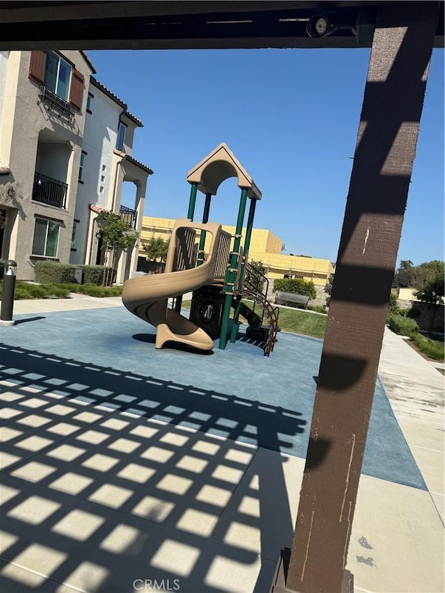 267 N N Magnolia Ave Unit 2, Anaheim, CA 92801 - view of community jungle gym