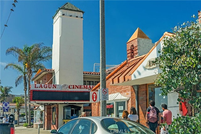 view of building exterior