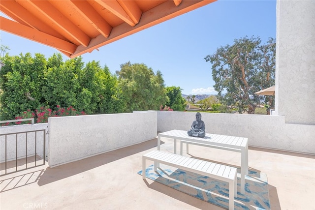 280 S Avenida Caballeros Unit 271, Palm Springs, CA 92262 - view of patio with outdoor dining area