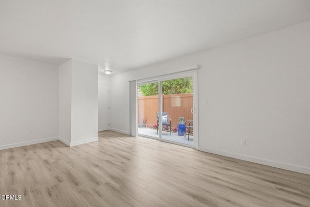 138 S Bryn Mawr St Unit 27, Ventura, CA 93003 - empty room featuring light wood-type flooring