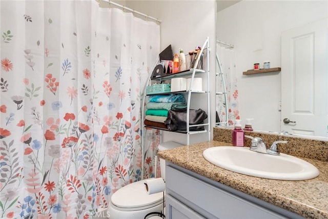 17963 Passionflower Ln, San Bernardino, CA 92407 - bathroom featuring vanity, toilet, and a shower with curtain