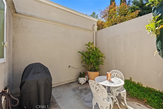 321 Avenida Carmel Unit H, Laguna Woods, CA 92637 - view of patio / terrace
