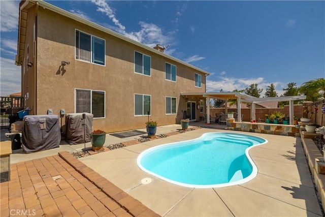 29465 Siderite Cir, Menifee, CA 92584 - view of swimming pool featuring a patio area and a fenced backyard