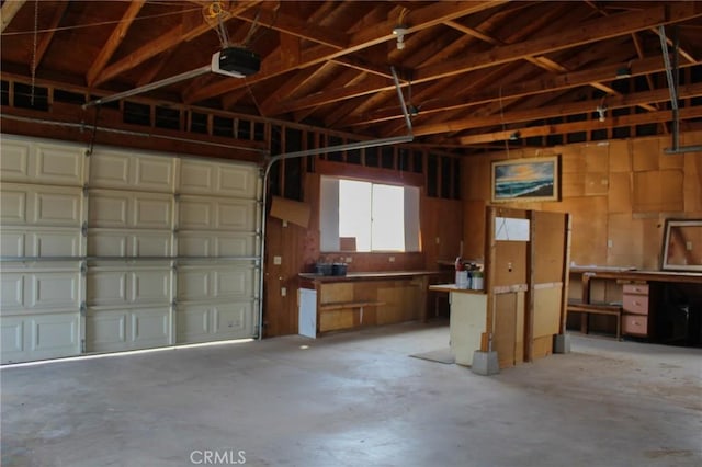 1471 Luna Mesa Rd, Yucca Valley, CA 92284 - view of garage
