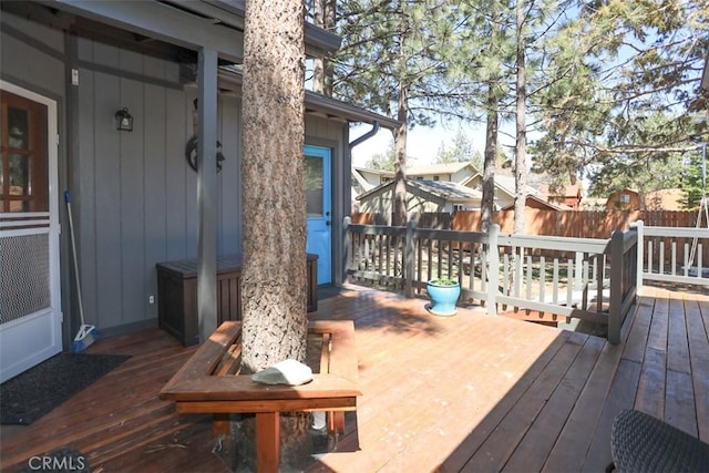 631 Vista Ave, Sugarloaf, CA 92386 - wooden deck featuring fence