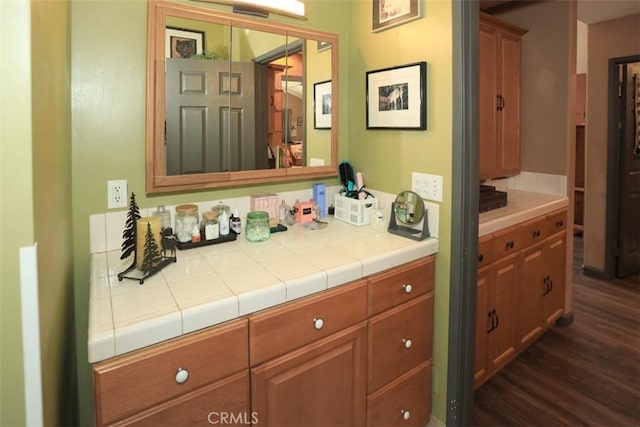 631 Vista Ave, Sugarloaf, CA 92386 - bathroom featuring wood finished floors