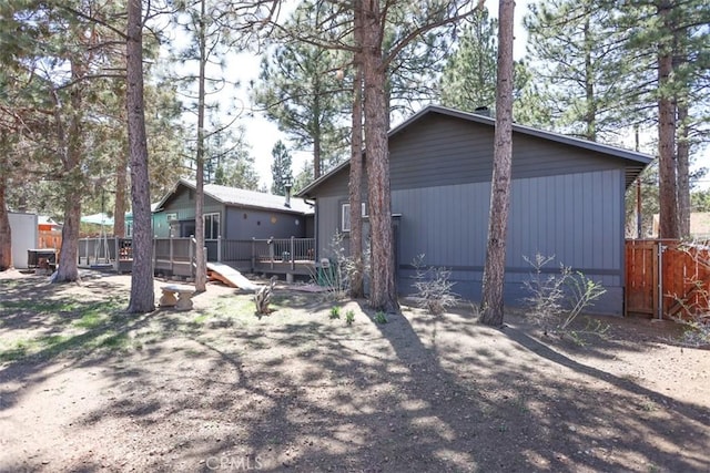 631 Vista Ave, Sugarloaf, CA 92386 - exterior space featuring fence and a deck