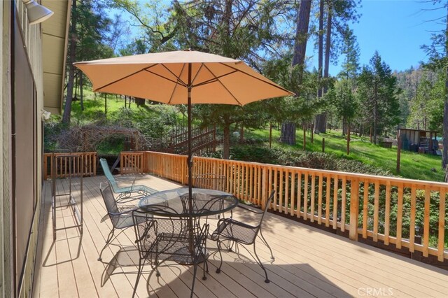 36575 Mudge Ranch Rd, Coarsegold, CA 93614 - wooden terrace with outdoor dining space
