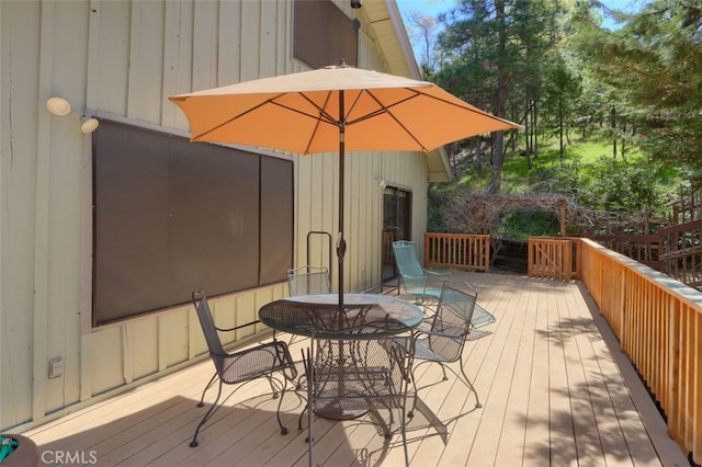 36575 Mudge Ranch Rd, Coarsegold, CA 93614 - wooden terrace with outdoor dining space
