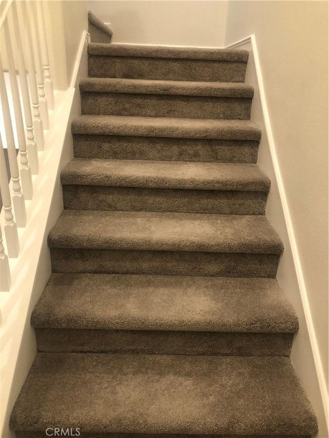 1800 E Lakeshore Dr Unit 302, Lake Elsinore, CA 92530 - view of stairway