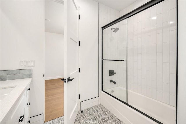 2100 Carnegie Ln, Redondo Beach, CA 90278 - full bathroom featuring enclosed tub / shower combo and vanity