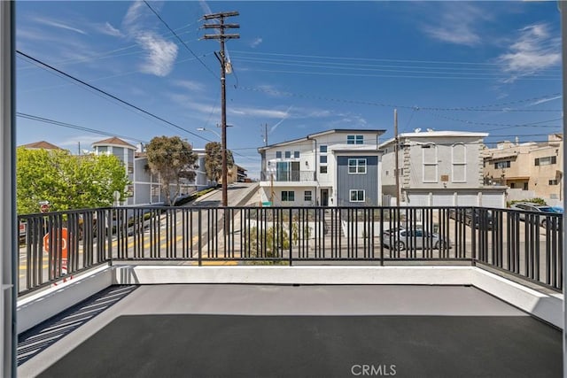 2100 Carnegie Ln, Redondo Beach, CA 90278 - balcony featuring a residential view