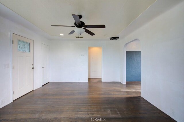 1124 S Moffett Rd, Turlock, CA 95380 - spare room with recessed lighting, a ceiling fan, visible vents, arched walkways, and wood finished floors