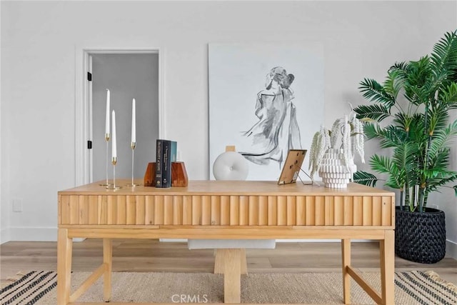9027 Wonderland Ave, Los Angeles, CA 90046 - detailed view of wood finished floors and baseboards