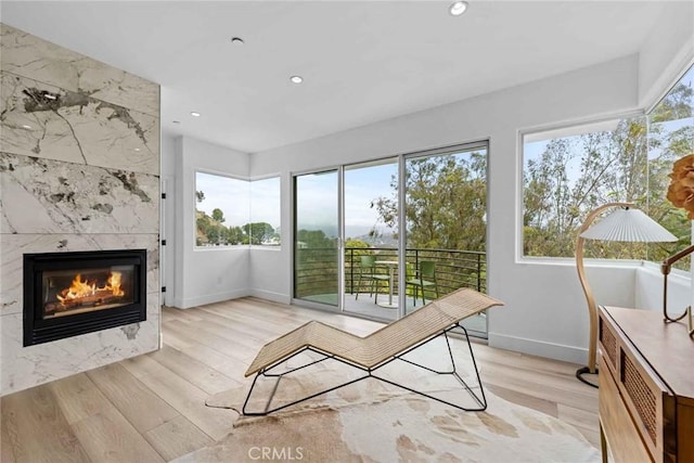 9027 Wonderland Ave, Los Angeles, CA 90046 - view of sunroom / solarium