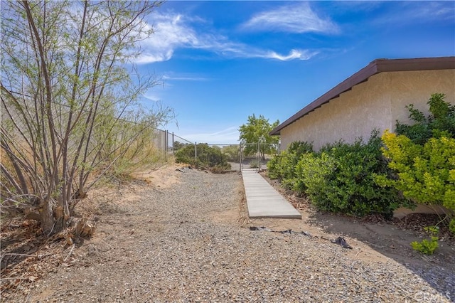 15084 Tacony Rd, Apple Valley, CA 92307 - view of yard with fence