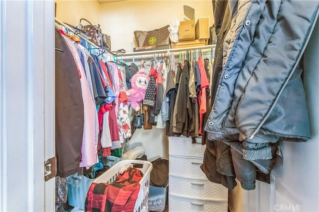 18641 Nathan Hill Dr Unit 8, Canyon Country, CA 91351 - view of walk in closet