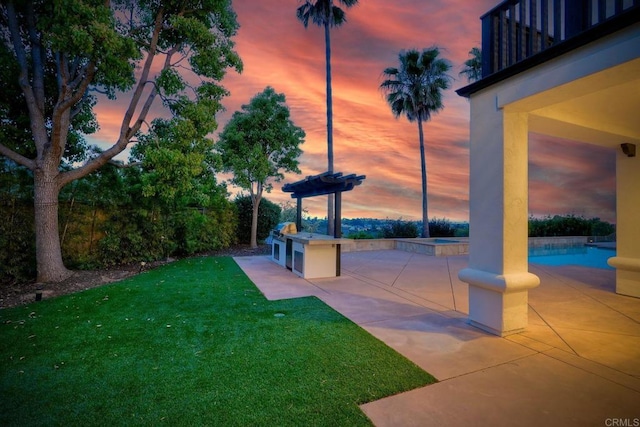 1664 Aryana Dr, Encinitas, CA 92024 - fenced backyard with a patio and a pool with connected hot tub