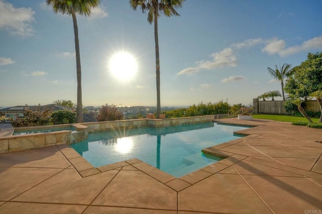 1664 Aryana Dr, Encinitas, CA 92024 - view of swimming pool with a patio and a pool with connected hot tub