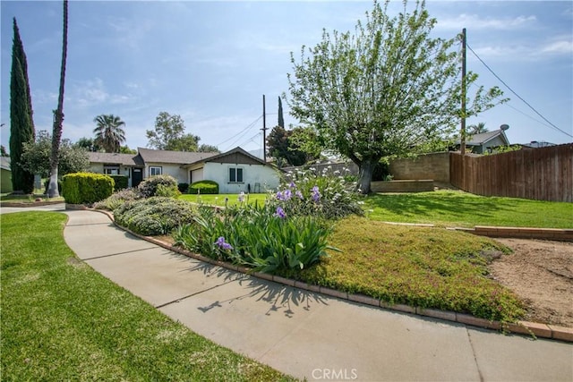 11947 Vivienda Ct, Grand Terrace, CA 92313 - view of yard featuring fence