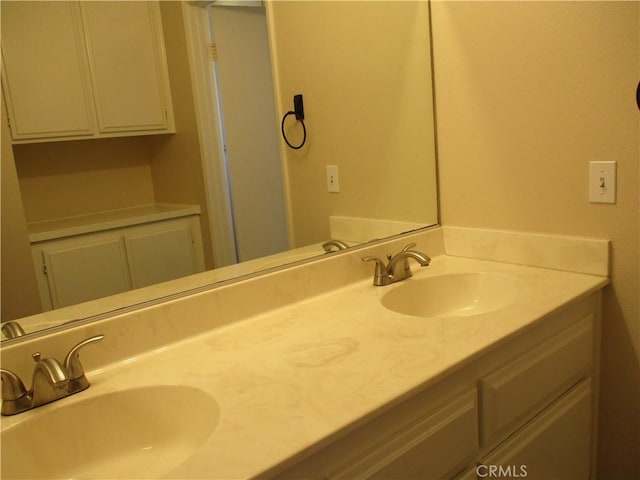 22956 Akwo Cir, Wildomar, CA 92595 - full bath featuring double vanity