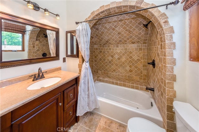 32140 Windrush Rd, Agua Dulce, CA 91390 - full bathroom with toilet, vanity, and shower / bath combination with curtain