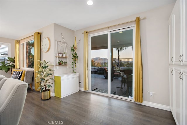 33081 Yucca St, Temecula, CA 92592 - dining space featuring dark wood-style floors, baseboards, and recessed lighting