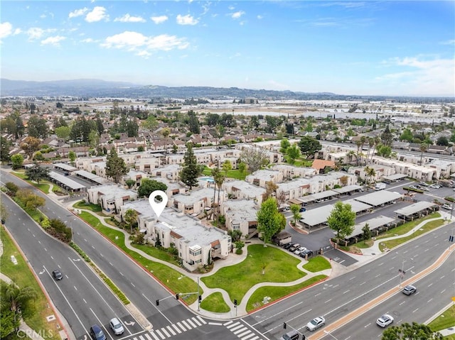 bird's eye view featuring a mountain view