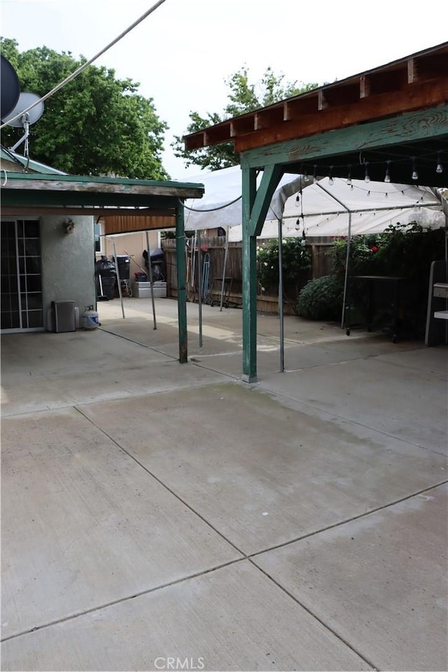 216 Barros St, Patterson, CA 95363 - view of patio featuring fence